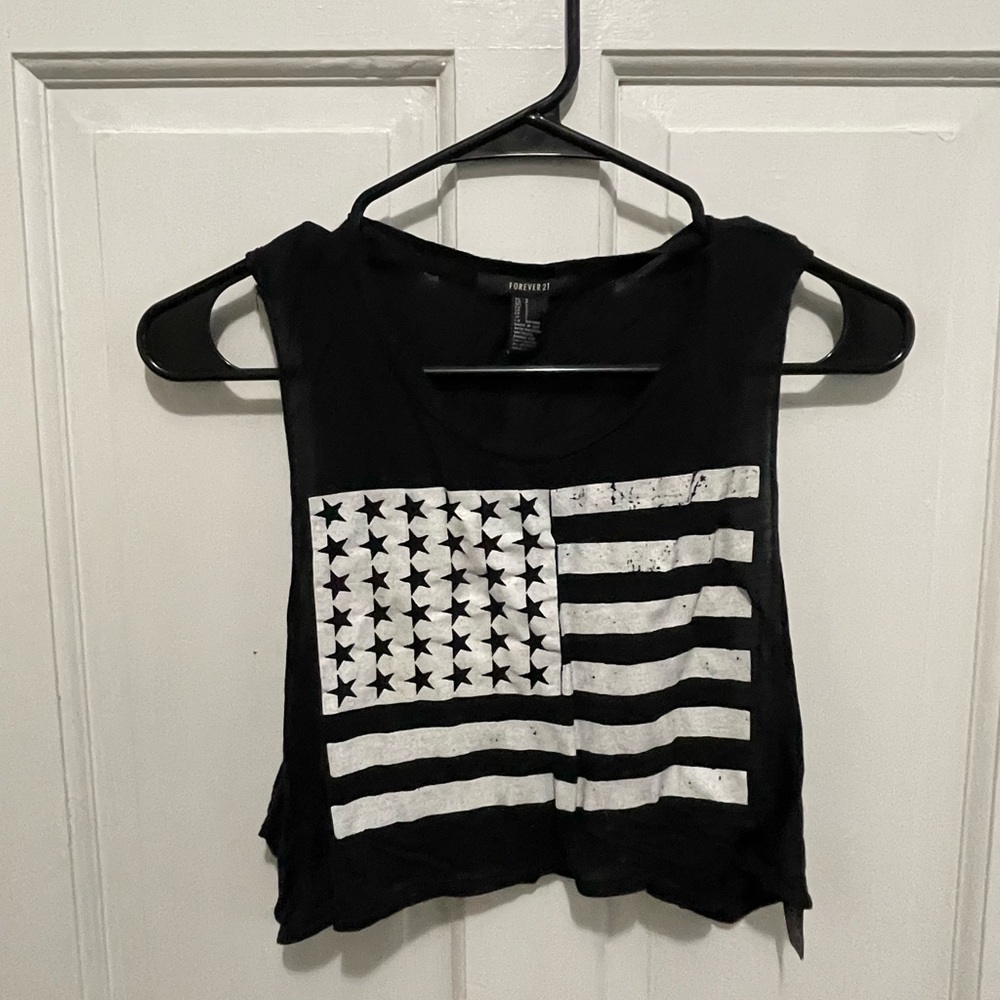Black and white American flag crop top, small